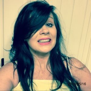 Meet your Posher, April